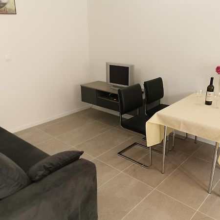 Apartments Darinka Poreč Exteriör bild